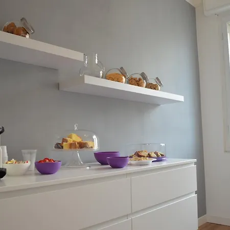 Couette-café Domus 129 *